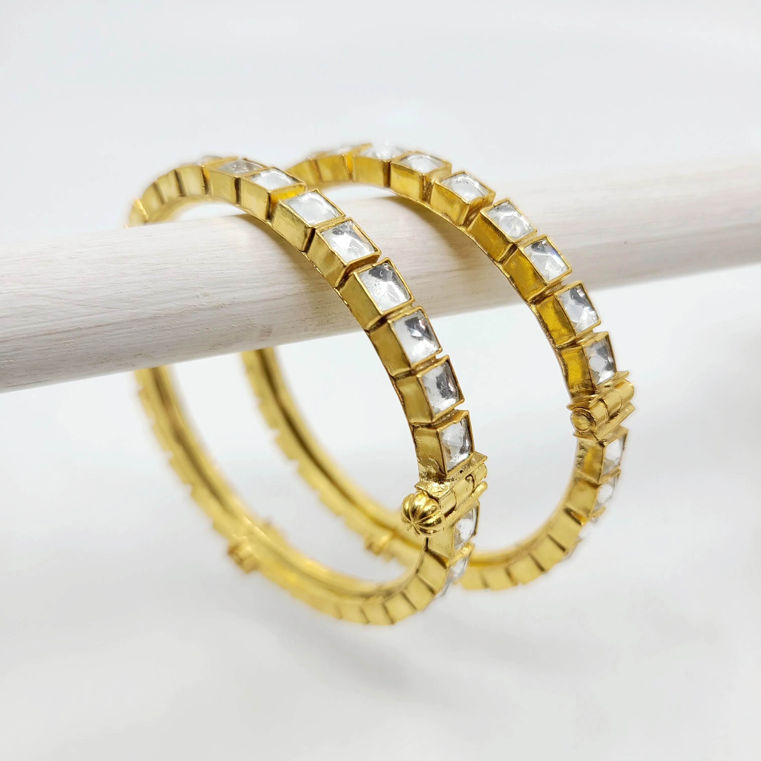 Adria Kundan Bangles