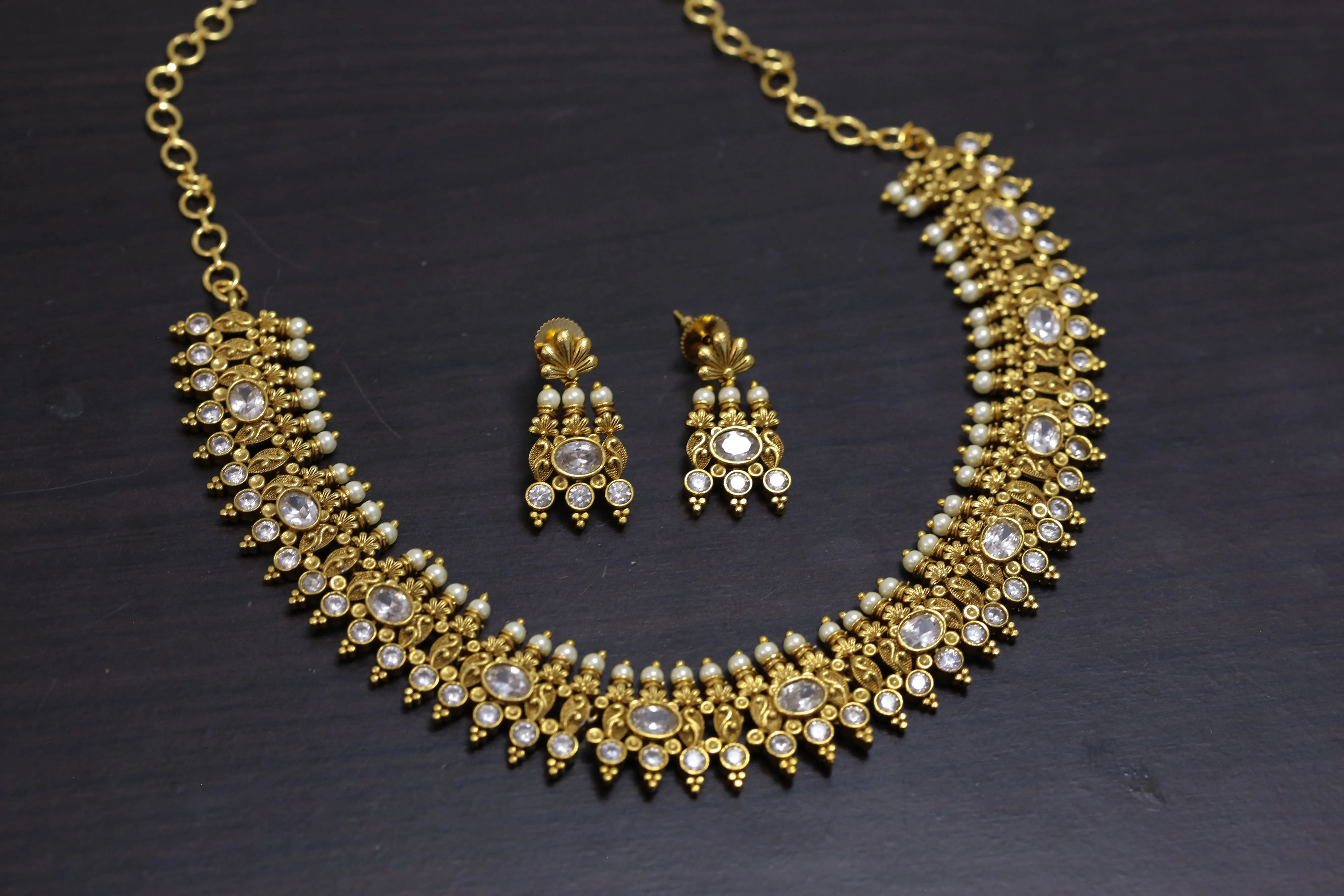 Antique Gold Necklace Set - Clear