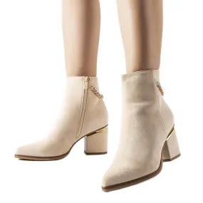 Beige insulated Hiney ankle boots