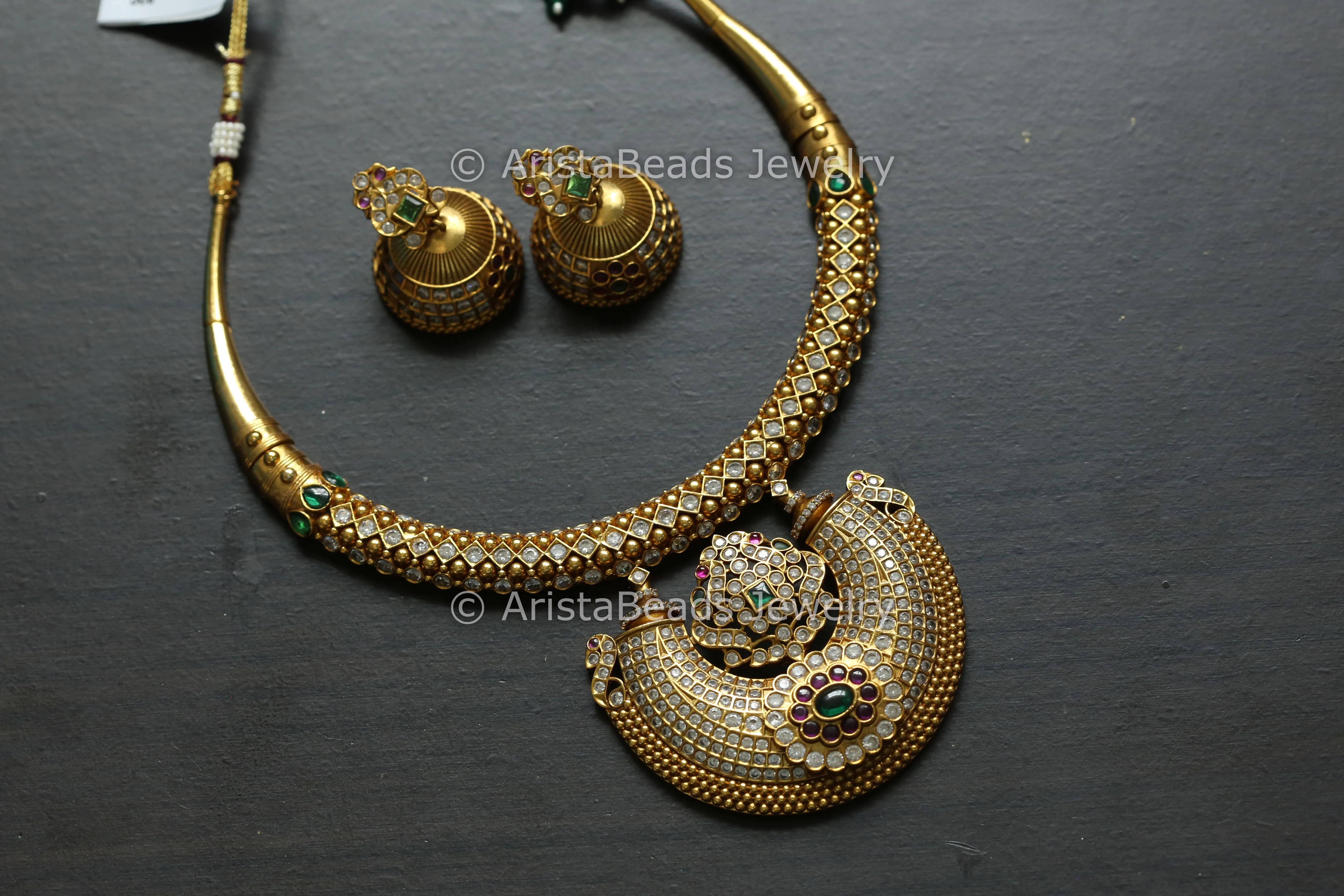 Kemp Stone Hasli Necklace Set