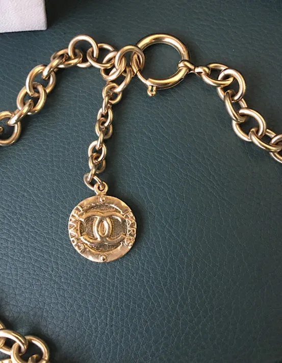 Rare Chanel 09A 2009 Fall 13 CC Logos Gold Coin Discs Medallion Chain Necklace