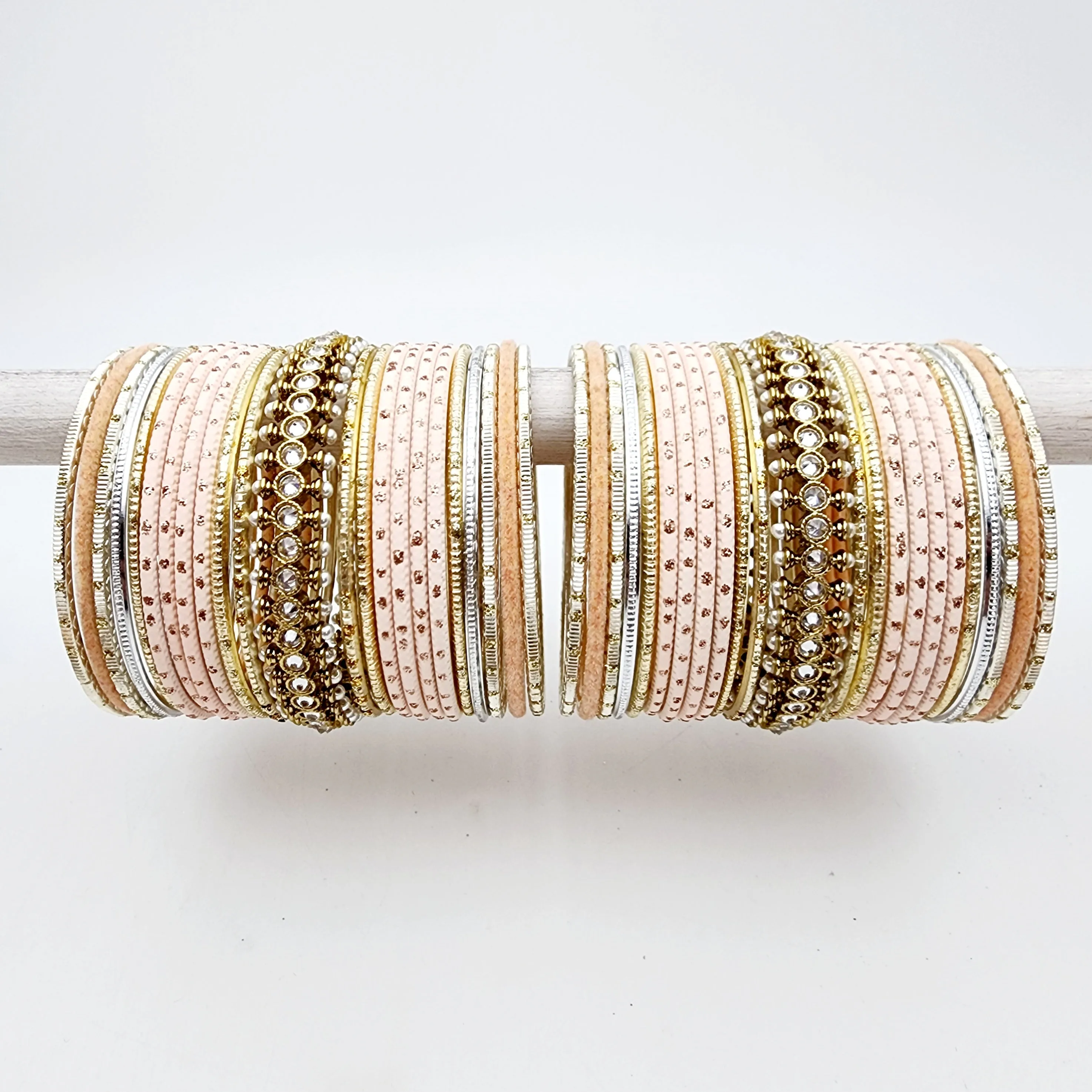 Savreet Bangle Set